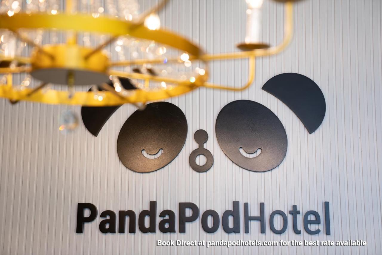 Panda Pod Hotel Richmond Exterior photo